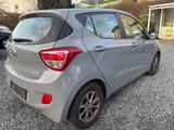 Hyundai i10 FIFA World Cup Edition * 1 HAND * - Hyundai i10: Kleinwagen