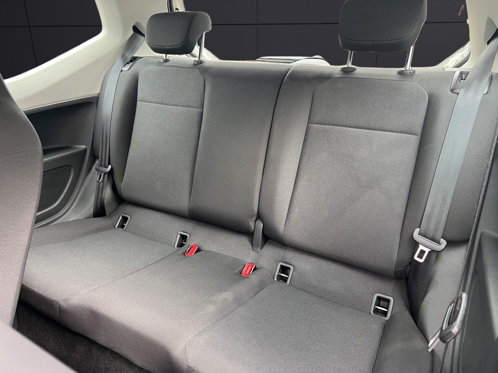 Fahrzeugabbildung Volkswagen up! 1.0 Basis Klima DAB GRA RFK