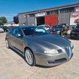 Alfa Romeo GT 1.9 JTDM 16V Progression - graue Alfa Romeo GT