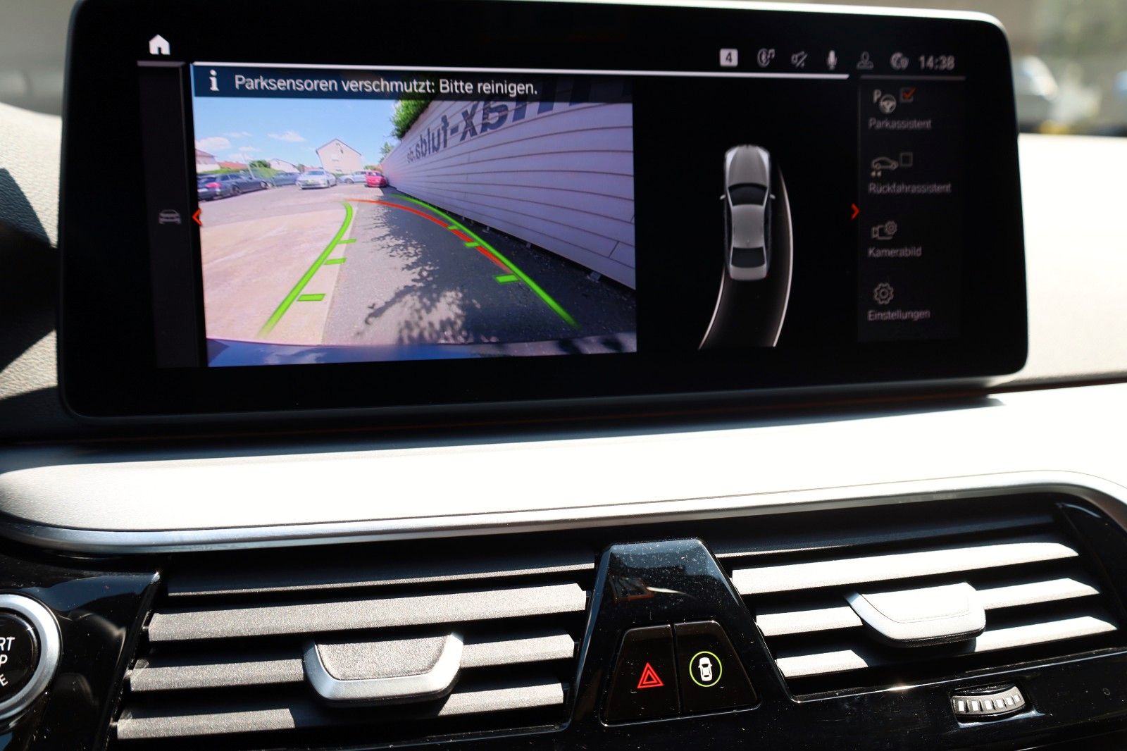 Fahrzeugabbildung BMW 530 d xDrive Lim. Leder,Navi,LED,Kamera,HUD,+WR