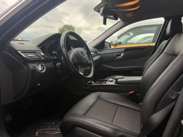 Mercedes E 220 - 6
