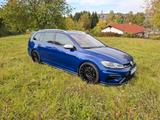 Volkswagen Golf 2.0 TSI DSG 4MOTION R Variant R - : Blau, Sportfahrwerk, Kombi