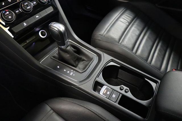 Fahrzeugabbildung Volkswagen Touran Comfortline BMT/Start-Stopp|PANO|LED|ACC|