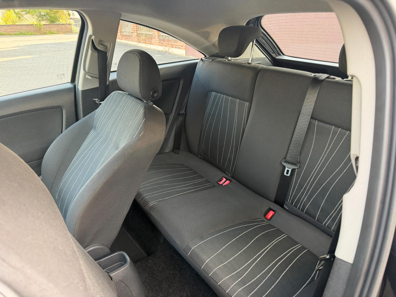 Opel Corsa D Edition