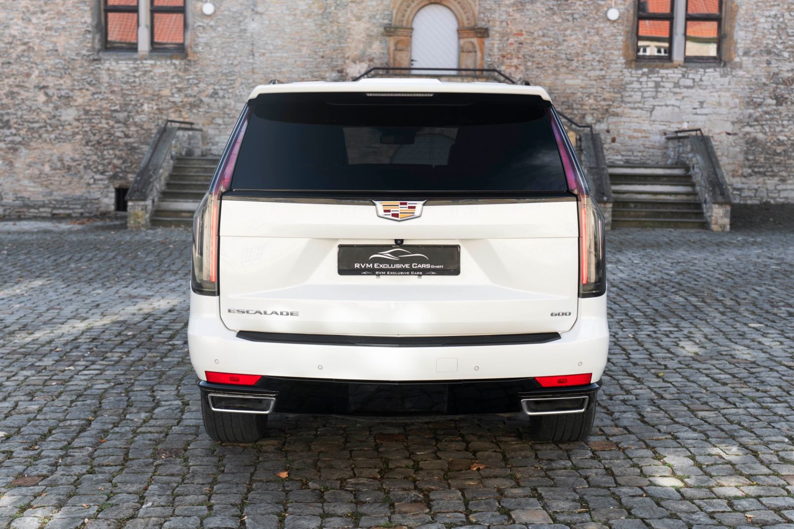 Fahrzeugabbildung Cadillac Escalade 600 PLATINUM AKG HUD ACC 360° EU Modell
