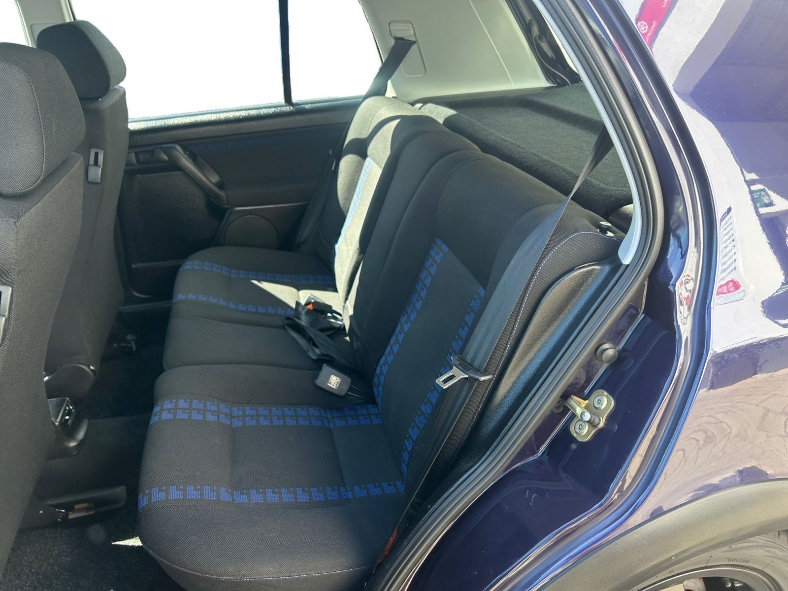Fahrzeugabbildung Volkswagen Golf 2.0 GTI TÜV 04/2027 H-Kennz. TOP GEPFLEGT