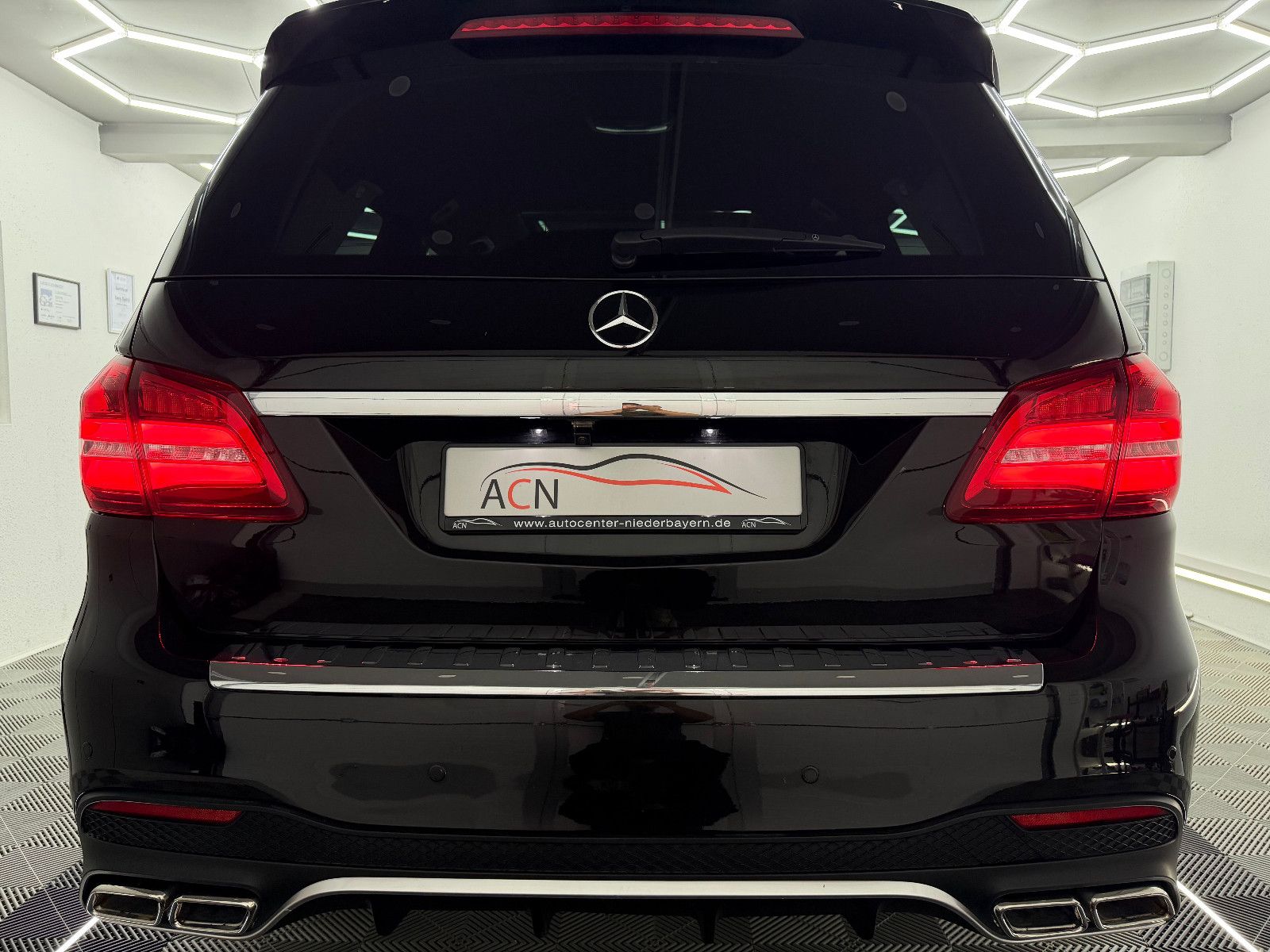 Fahrzeugabbildung Mercedes-Benz GLS 350 d 4Matic AMG-LINE/PANO/AHK/DAB/7-SITZER