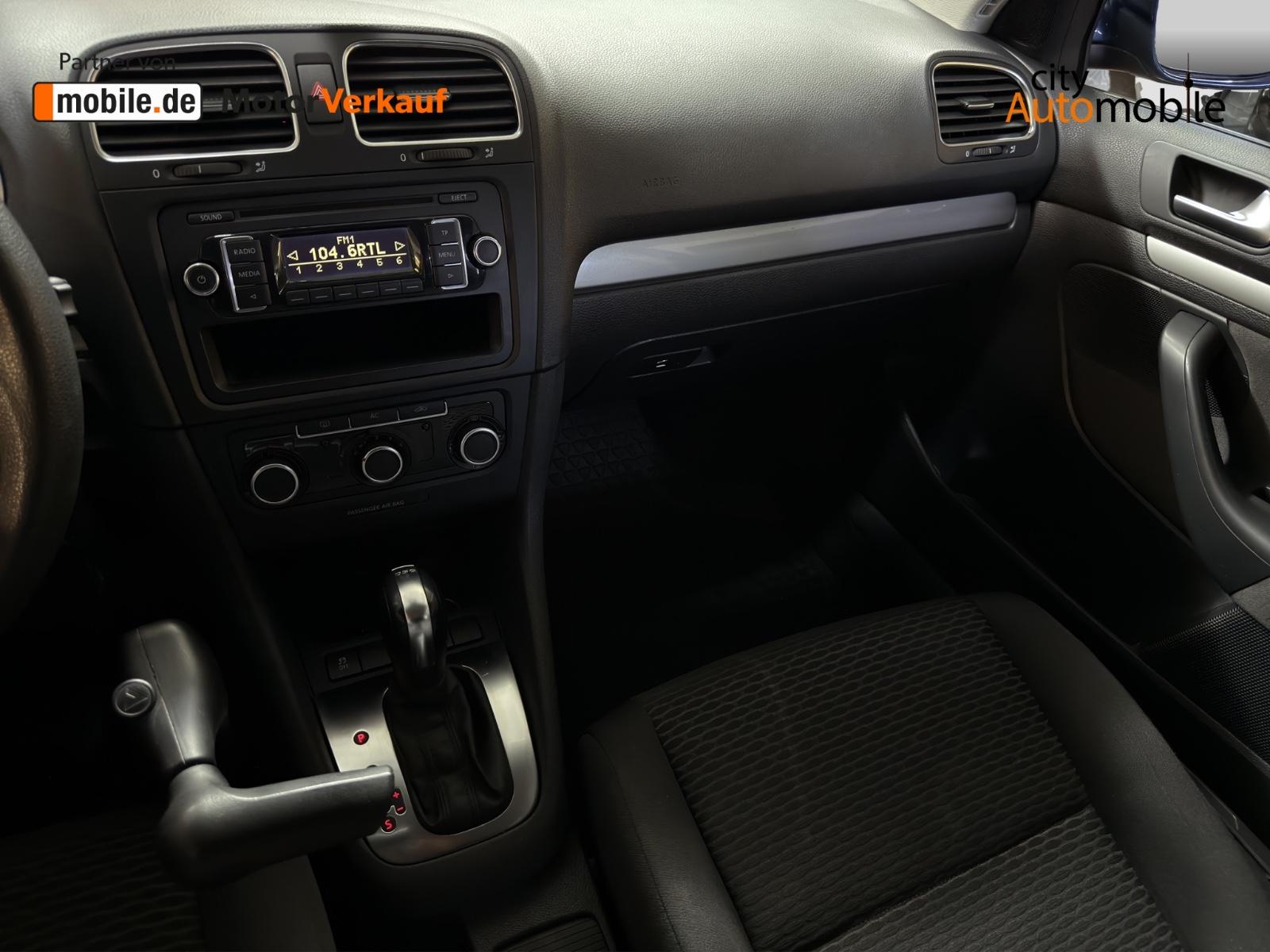 Volkswagen Golf 2011 — photo 14