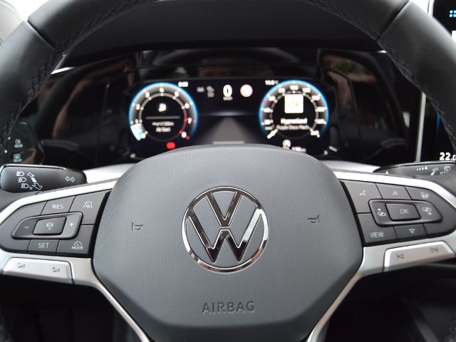 Golf VIII 1.5 TSI Life AHK/PANORAMA/17-ZOLL/ASSI