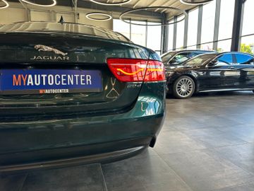 MYAUTOCENTER – Gebraucht- und Jahreswagen mit Werkstattservice in Pfaffenhofen Jaguar XE Pure *LED*Keyless*2-Zonen*Tempo*Navi*