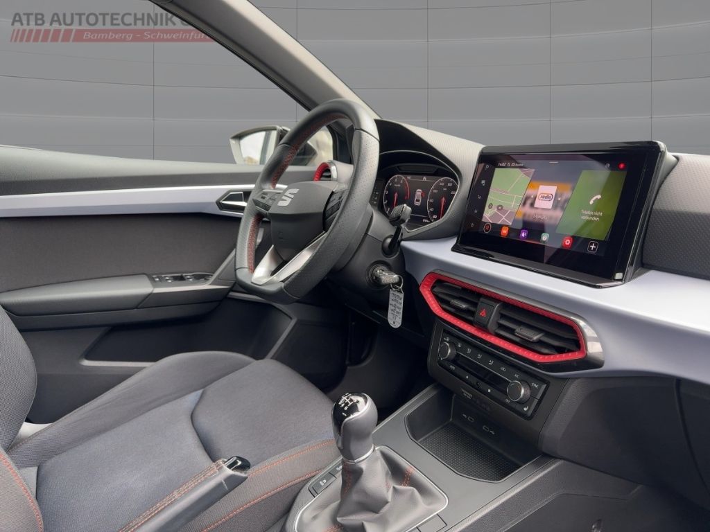 Fahrzeugabbildung SEAT Ibiza FR  NVI  WINTERP  RÜCKFAHRKAMERA