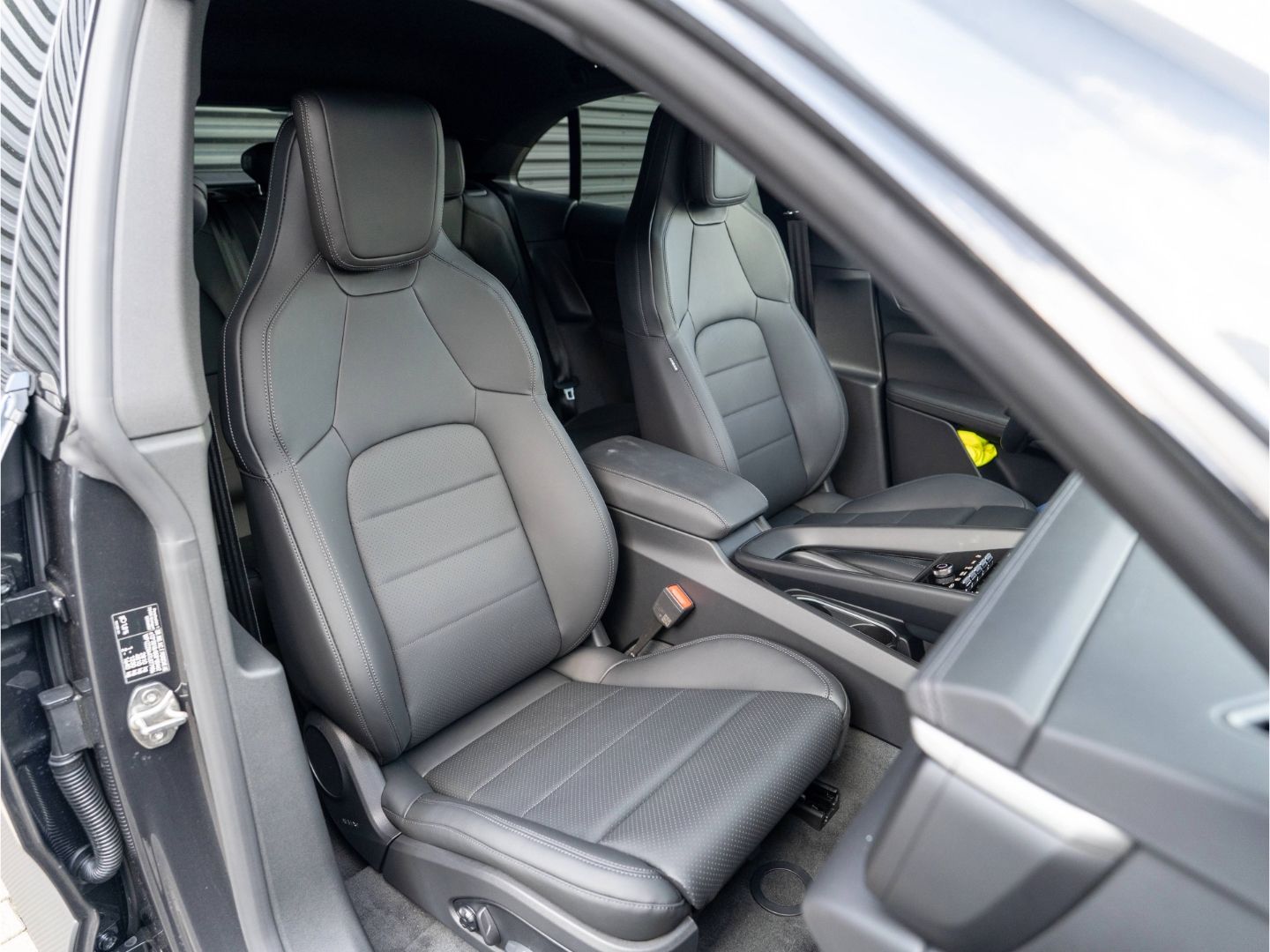 Porsche Macan - Bild 31