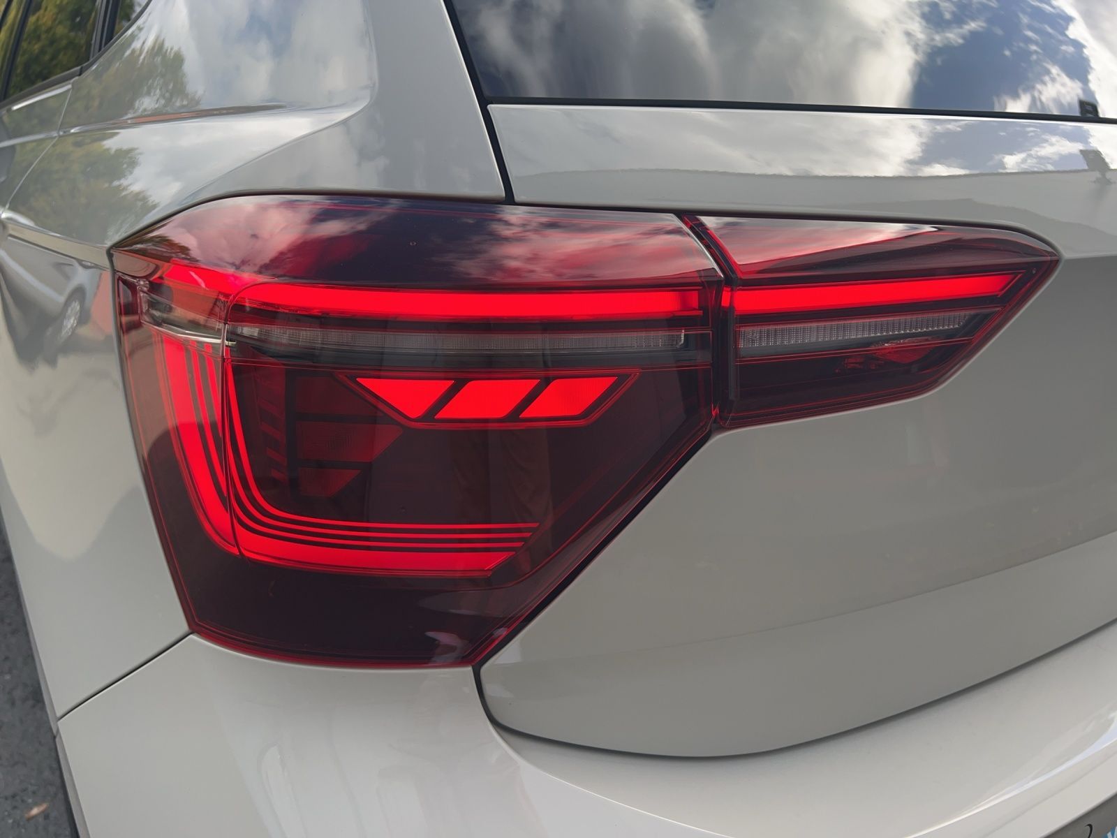 Polo R-Line 1.0 TSI DSG Navi*LED*Carplay*Klima