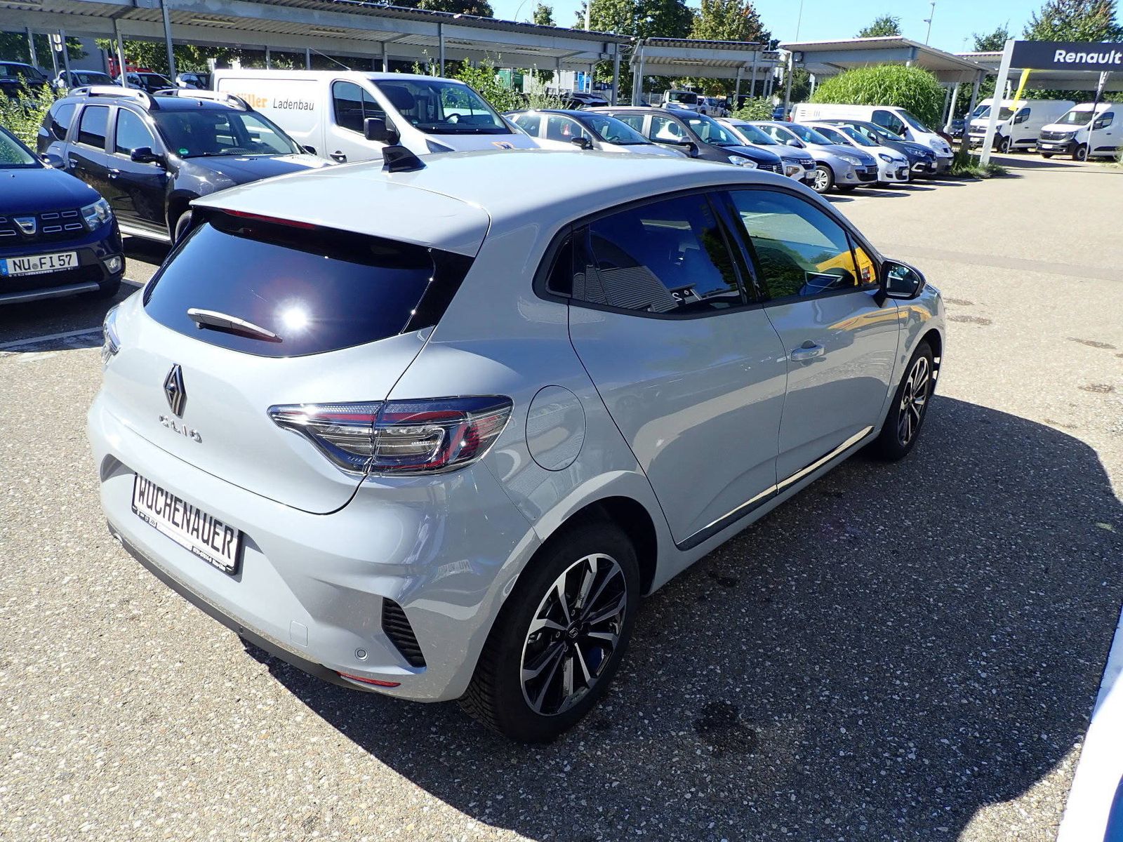 Fahrzeugabbildung Renault Clio Techno TCe 90