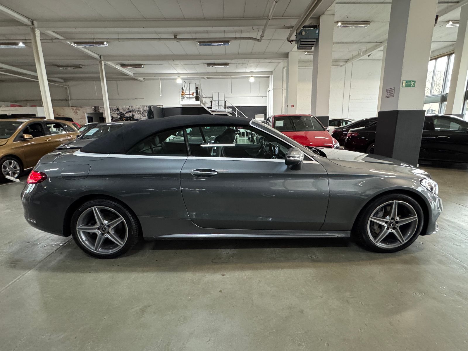 Fahrzeugabbildung Mercedes-Benz C 200 9GT CABRIO 2X AMG LINE AIRSCARF 360°KAMERA