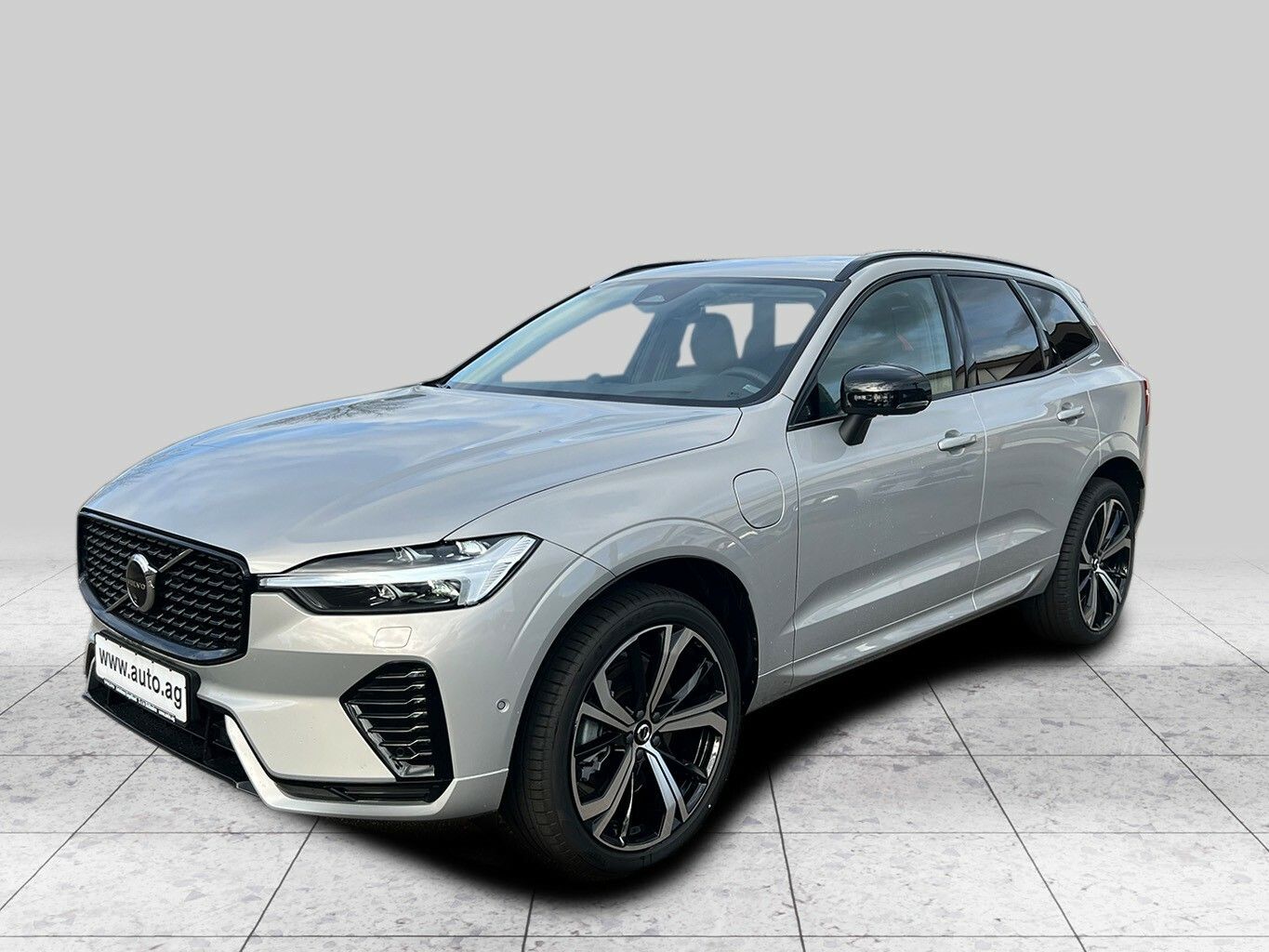 Volvo XC60 T8 ULTRA DARK DEAL 744 EURO imagem 2
