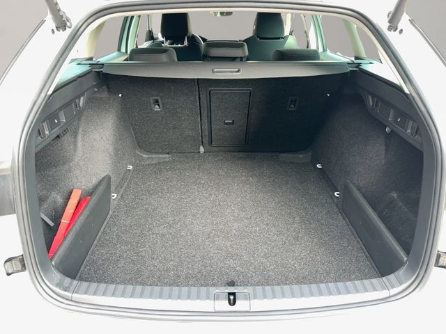 Octavia Combi Style 2.0 TDI, Headup, RearView, A