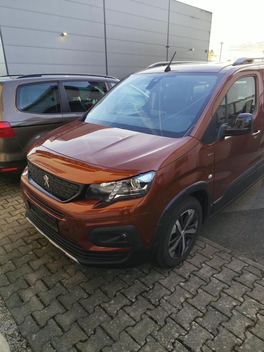 2020 Peugeot Rifter