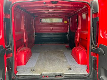 Opel Vivaro - 9