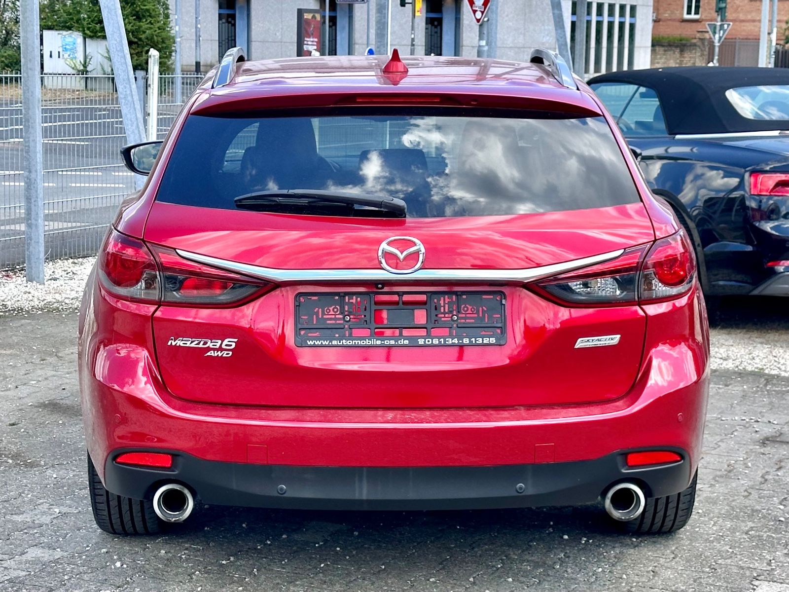 Fahrzeugabbildung Mazda 6 KOMBI SPORTS-LINE AWD ALLRAD*HEAD-UP*