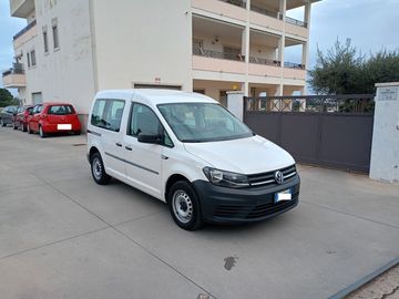 Volkswagen Caddy - 2