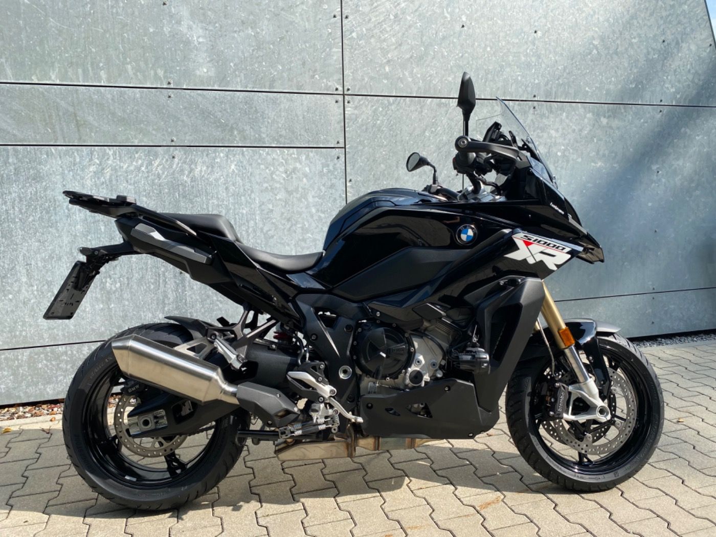 Fahrzeugabbildung BMW S 1000 XR Modell 2024 Touren- und Dynamik Paket