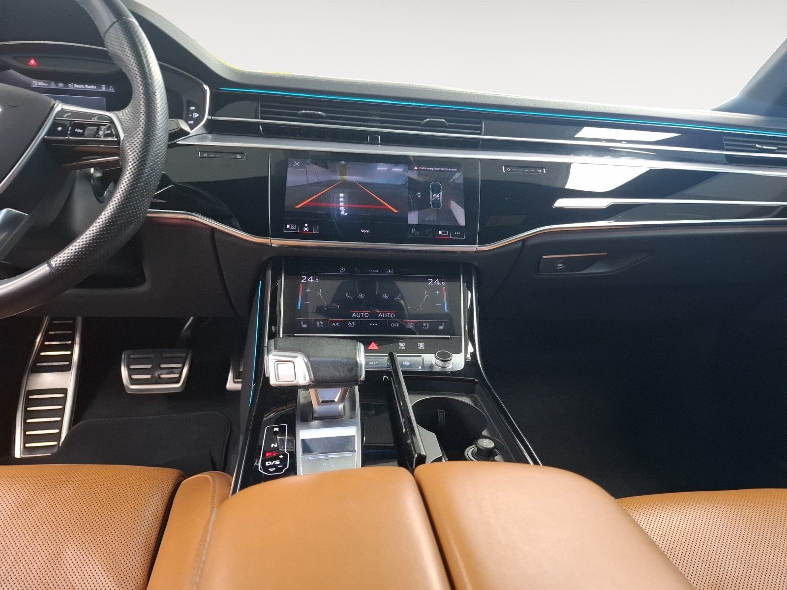 Audi A8 - Bild 10