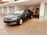 Volkswagen VOLKSWAGEN-PASSAT - VW Passat Gebrauchtwagen in Freiburg