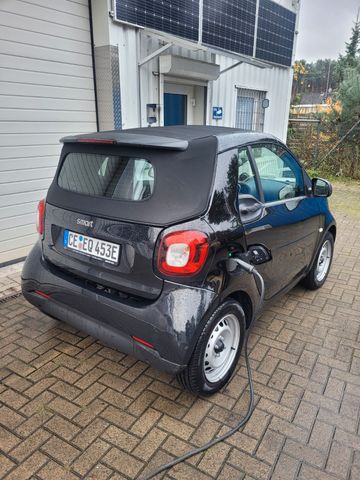 Smart ForTwo cabrio 60kW EQ Batterie 22KW Bordlader 