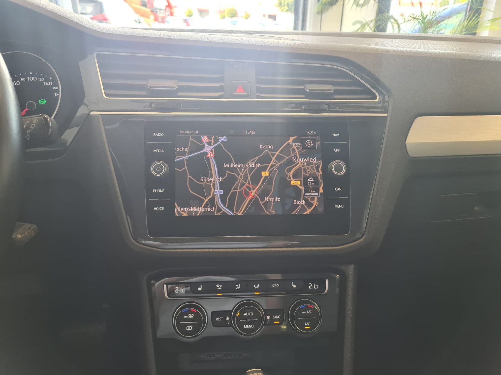 Fahrzeugabbildung Volkswagen Tiguan Comfortline 4Motion/KAMERA