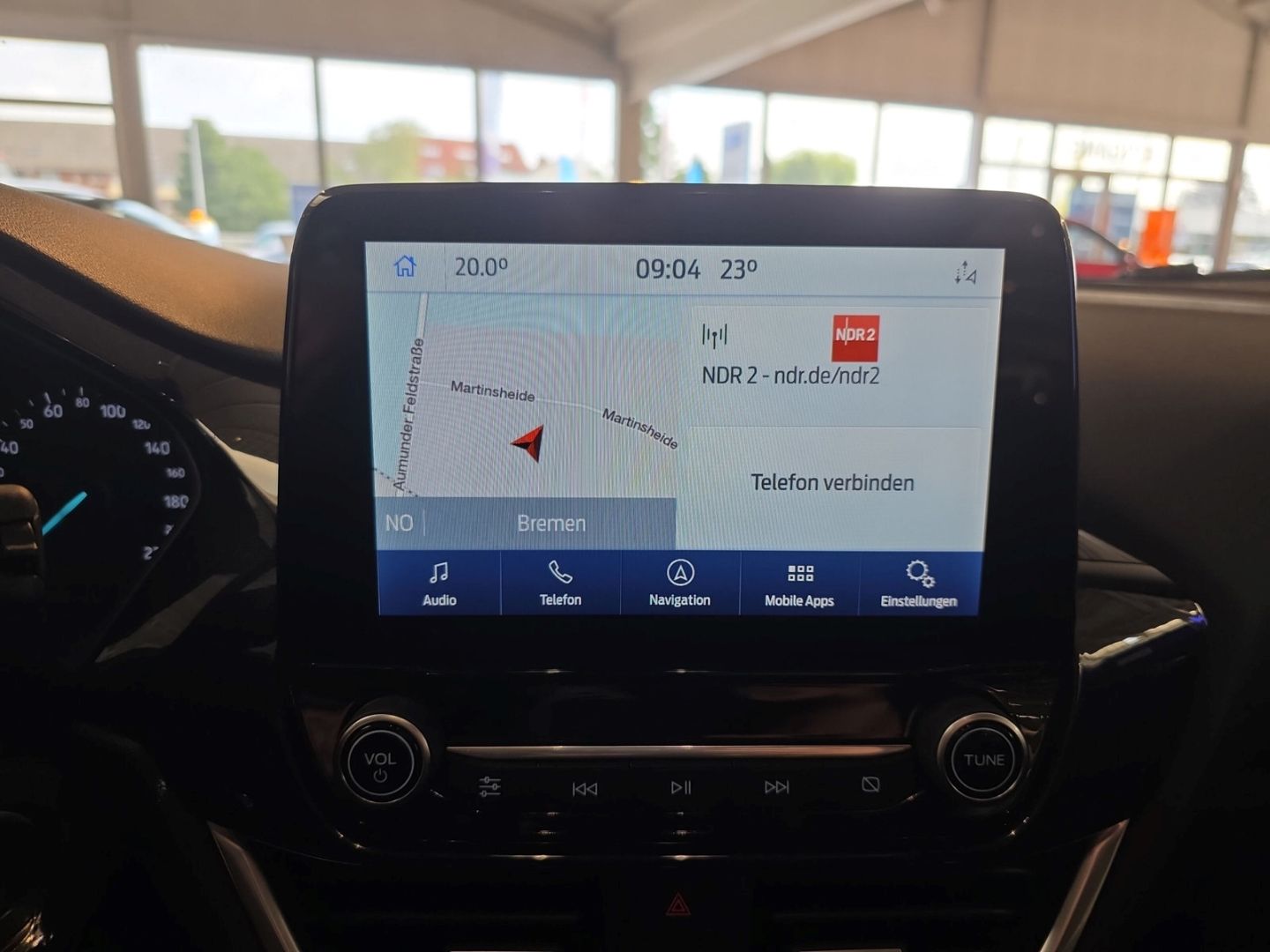Fahrzeugabbildung Ford Puma Titanium AHK-abnehmbar Navi LED Mehrzonenkl