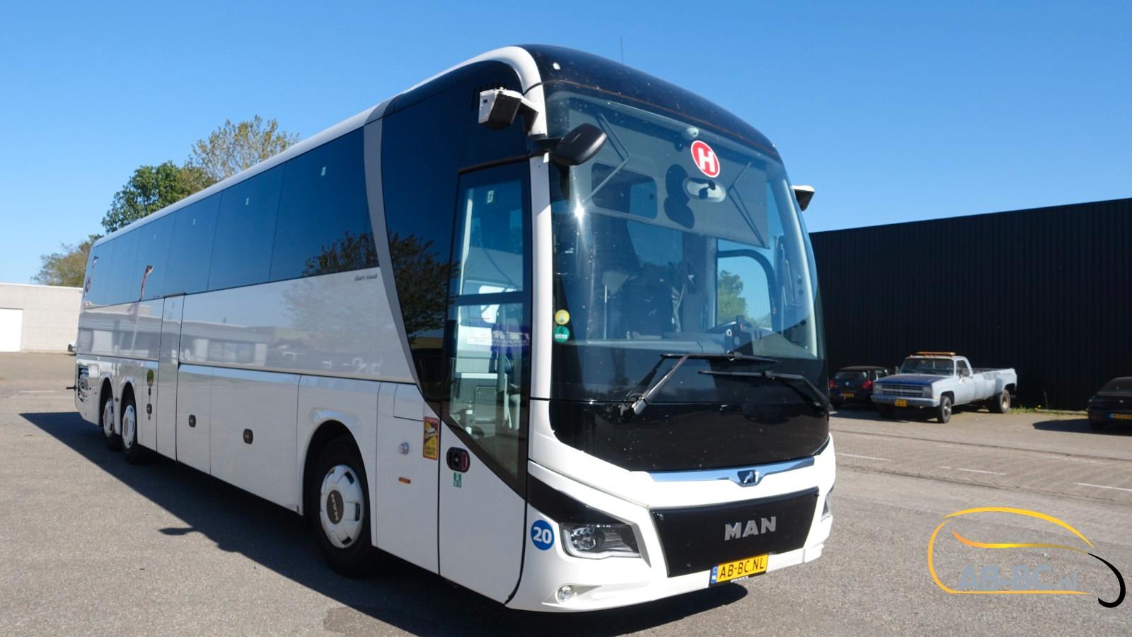 MAN Lions Coach R08 63 Sitze Virtuelle Seitenspiegel