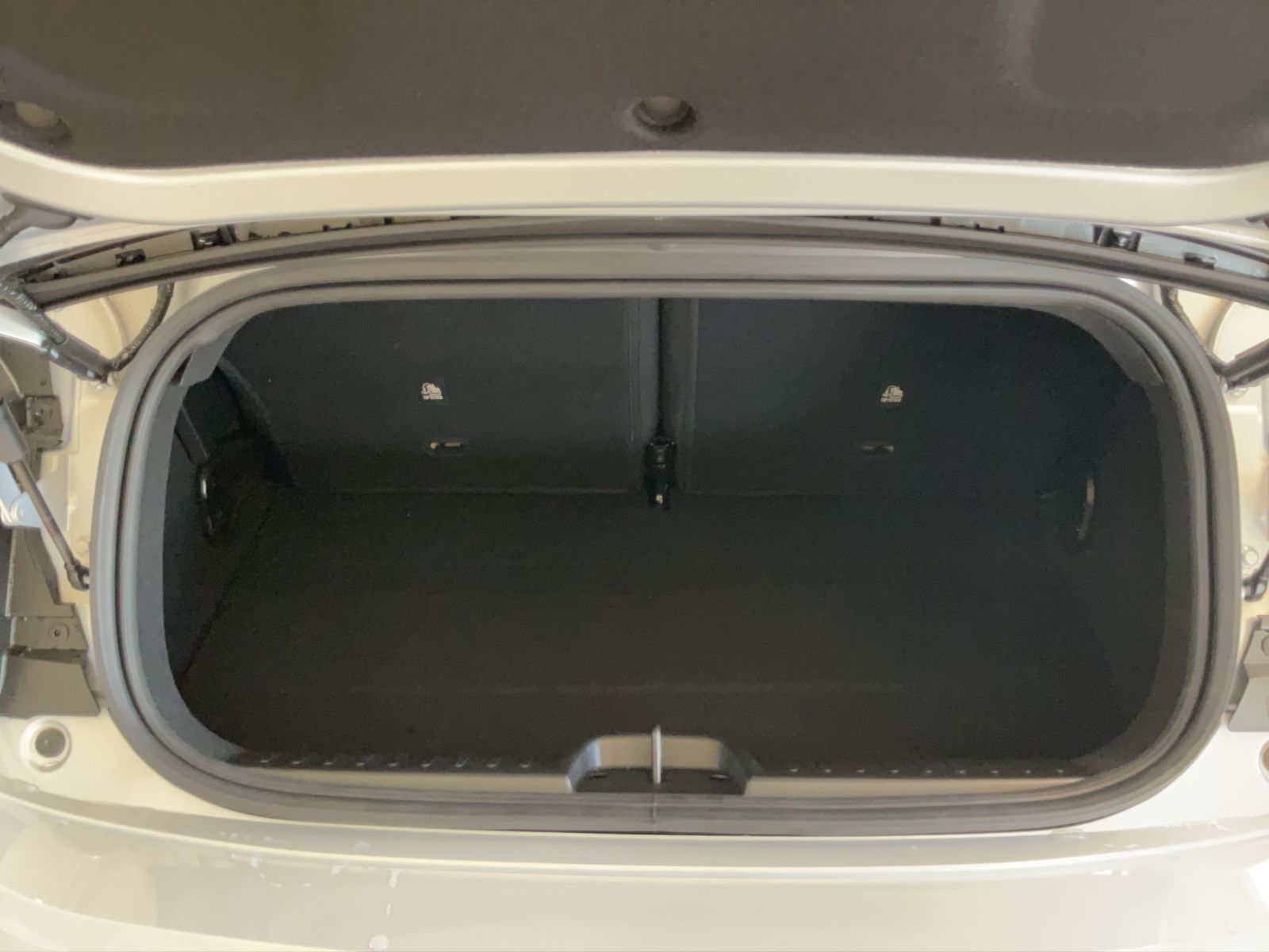 Fahrzeugabbildung Fiat 500e Cabrio Blue Edition