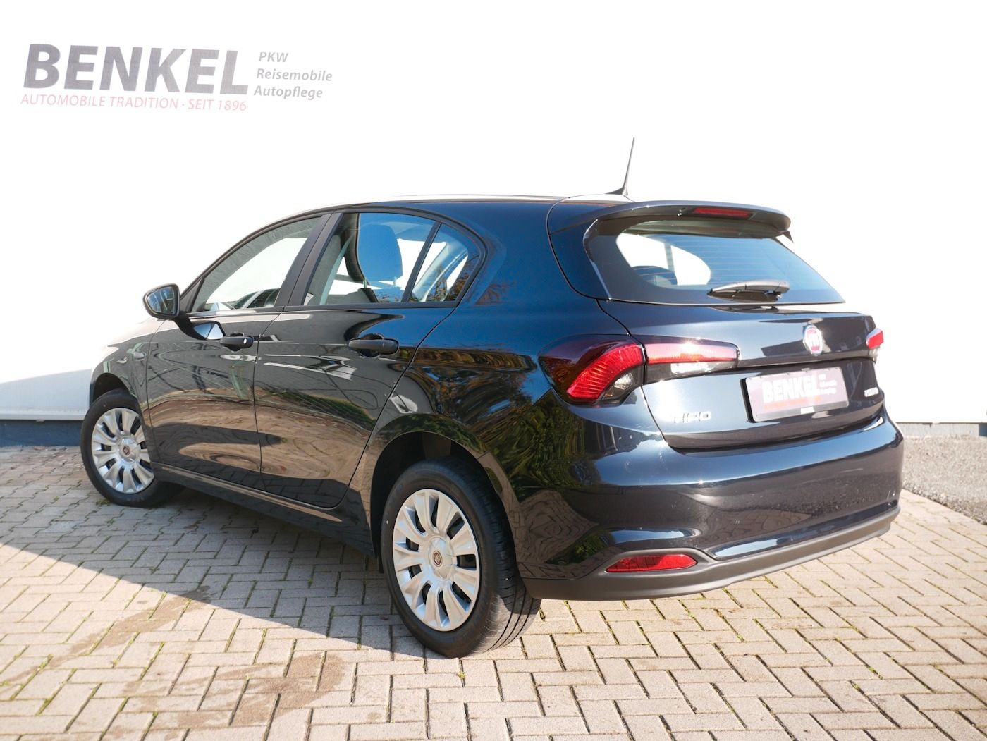 Fahrzeugabbildung Fiat Tipo Hatchback 1.5 GSE DSG Automatik Klima