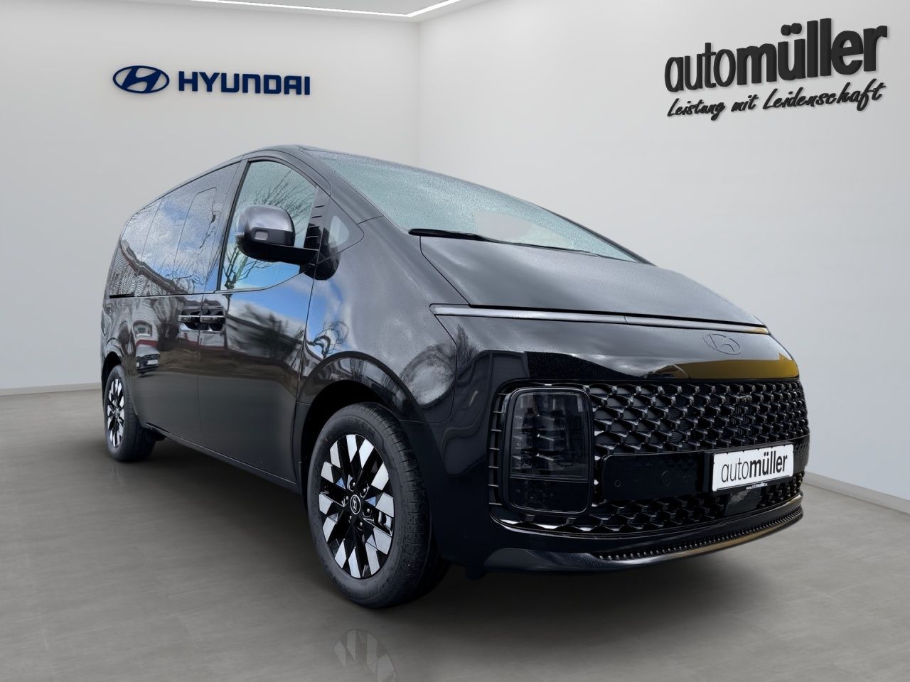 Fahrzeugabbildung Hyundai STARIA SIGNATURE *PANORAMADACH* 2xKlima 360 ACC