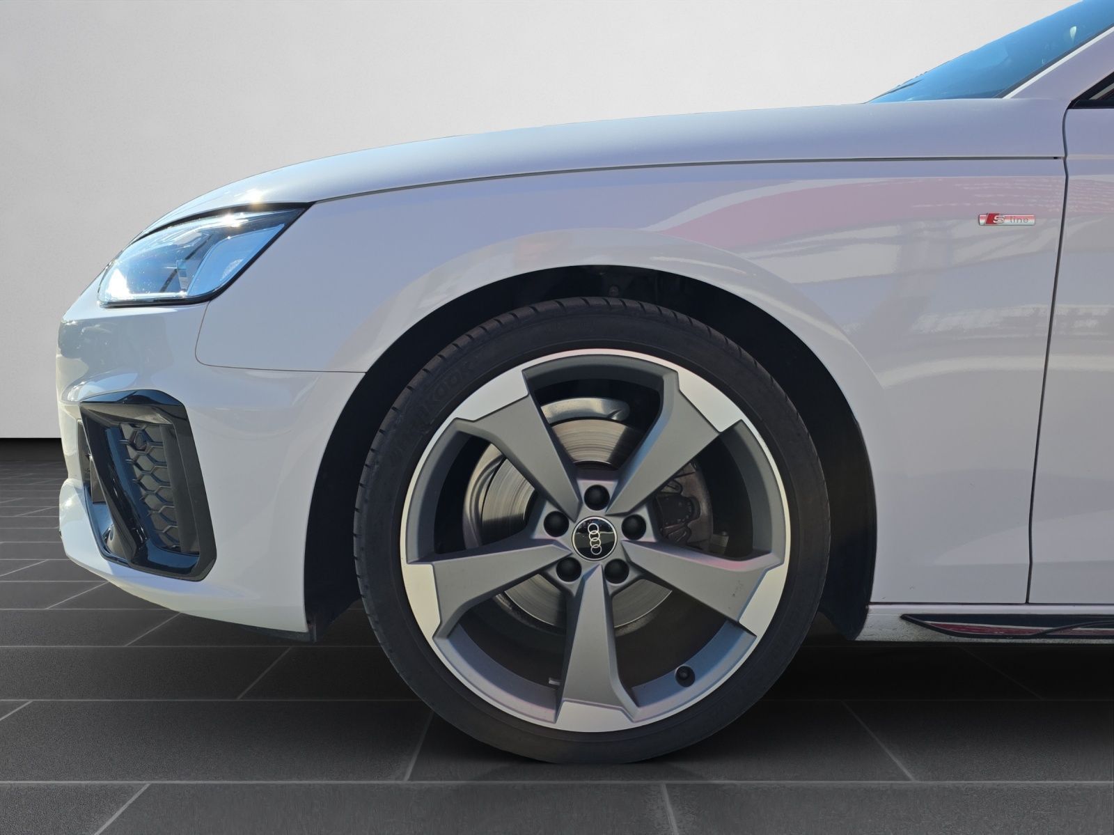 Audi A4 - Bild 8