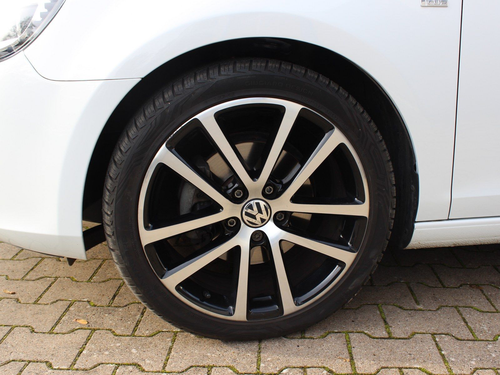 Fahrzeugabbildung Volkswagen Golf Cabriolet Cup 1,4 TSI