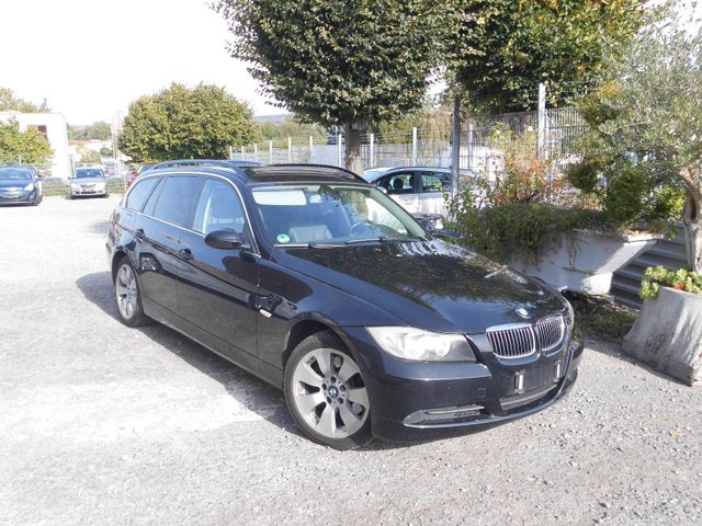 BMW 325 Baureihe 3 Touring 325i xDrive