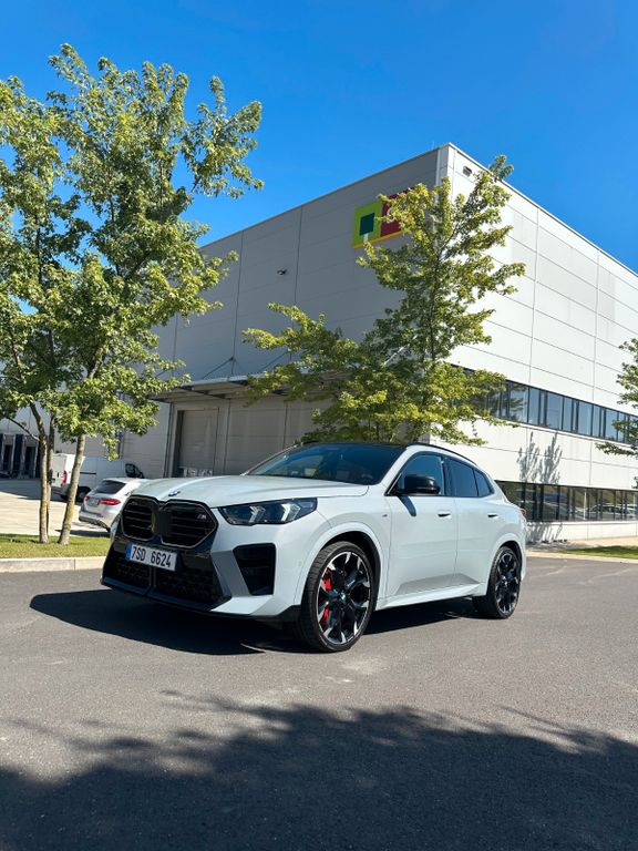 Image of BMW X2