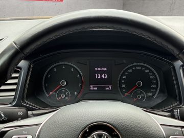 Volkswagen T-Roc - 11