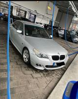 BMW 530xi A - - BMW 530: 530xi