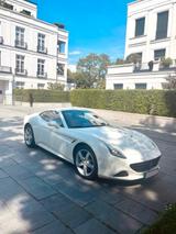 Ferrari California T - neuer Service + Tüv, 2. Hand - Ferrari Gebrauchtwagen in Hamburg