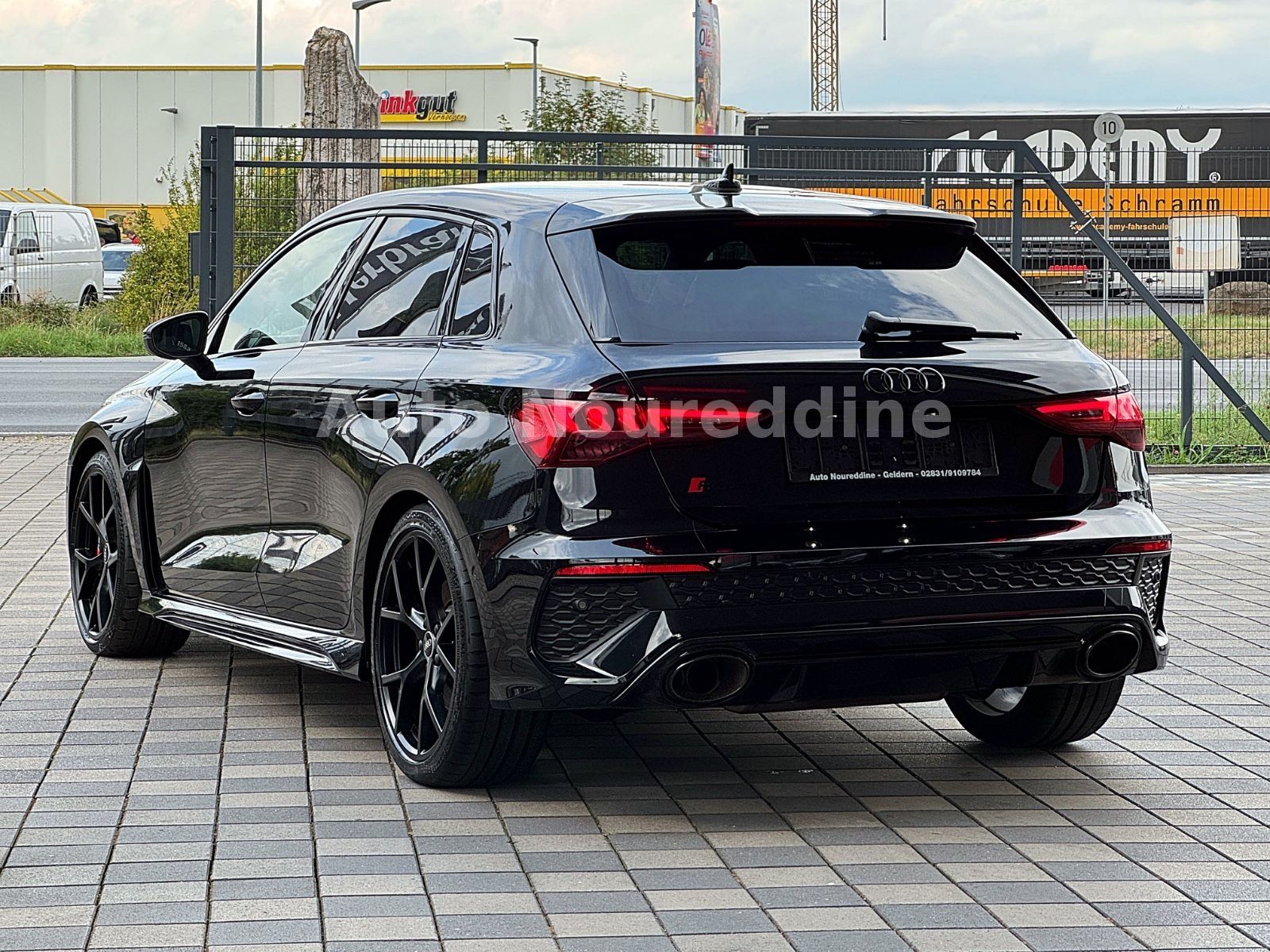 Audi RS3 Sportback 2.5 TFSI Quattro*Deutsch*Uff*Top* foto 4