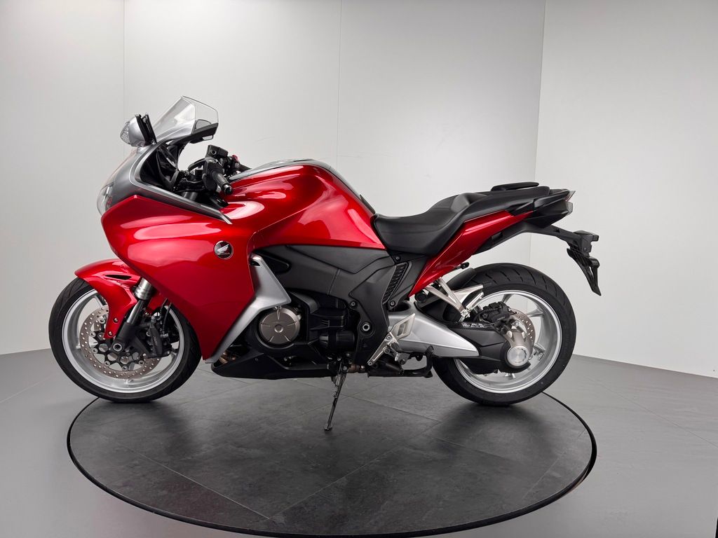 Fahrzeugabbildung Honda VFR 1200 DCT *KOFFER *TOP-ZUSTAND