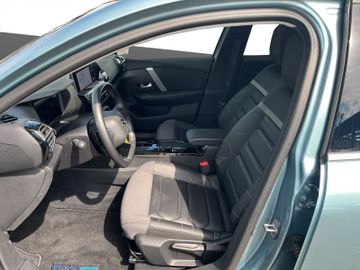 Citroën C4 Shine PT 130 EAT8 Navi+SHZ+LHZ+Carplay+LED+RF