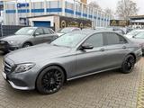 Mercedes-Benz E 220 E Limousine E 220 d - Mercedes-Benz E-Klasse: Limousine
