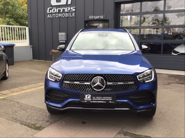 MERCEDES-BENZ GLC 300 e 4Matic AMG-Line AHK 20Zoll Alu