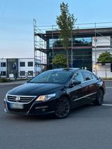 Volkswagen PASSAT CC 2.0 TSI 8F.BEREIFT 200PS VOLL AU... - Volkswagen Passat CC mit Benzin-Antrieb: Limousine, 2.0