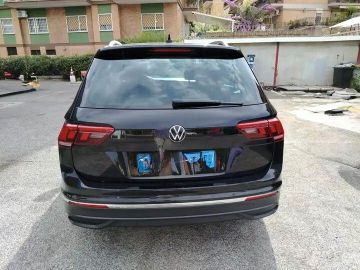 Volkswagen Tiguan - 6