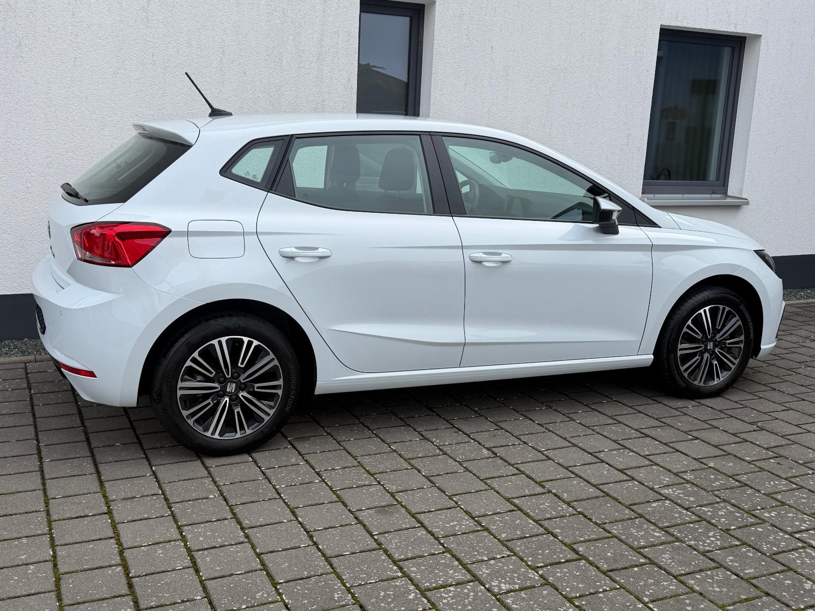 Seat Ibiza 1.0 TSI DSG Style Edition (Navi,PDC,SH)
